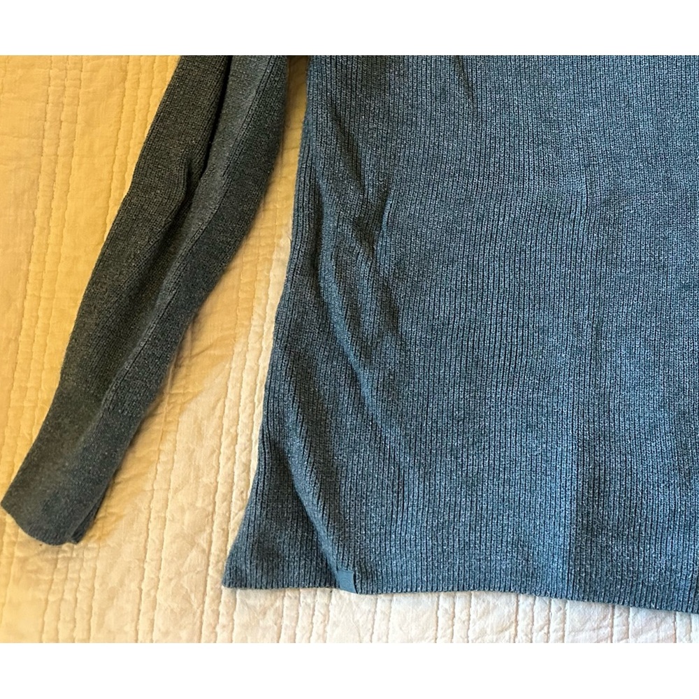 lululemon athletica Blue Crew Neck Sweater - Picture 5 of 5